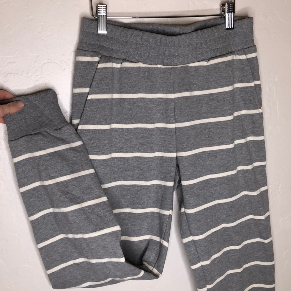 URBAN OUTFITTERS || NEW striped joggers
